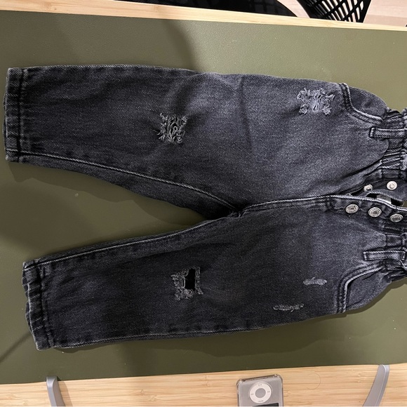 Zara black paperbag jeans - Picture 1 of 3